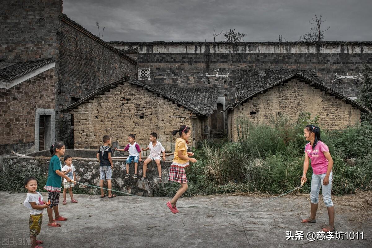 玩游戲充的錢怎么能要回來_玩游戲手機屏幕變暗_你玩的游戲